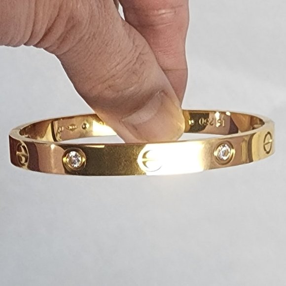 Bracelets - Picture 1 of 10